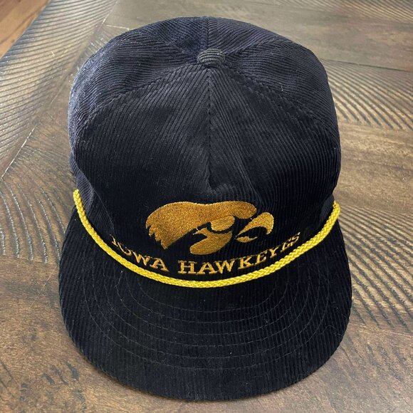 Vintage 80s Leisure Time Iowa Hawkeyes Black Corduroy Trucker Adjustable Hat Cap - Picture 3 of 5